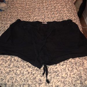 Super cute summer shorts.